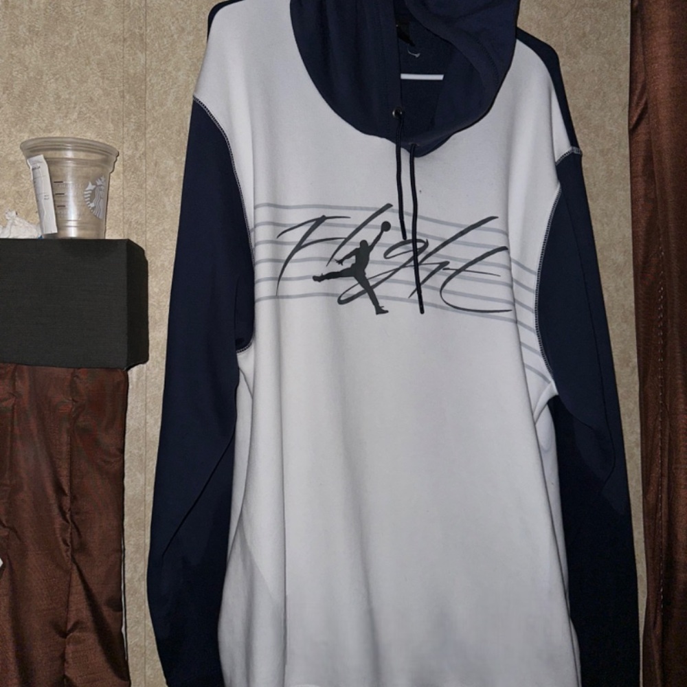 Jordan Men's White and Blue Hoodie